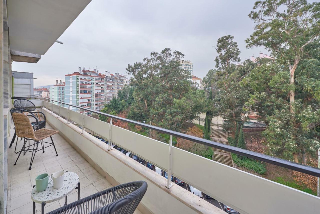 Light Apartment With Amazing Balcony, By Timecooler 리스본 외부 사진